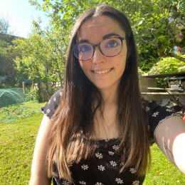 Laura profile