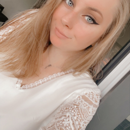 Alexandrine profile