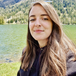 Margaux profile