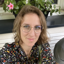 Laetitia profile