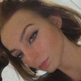 Caroline profile