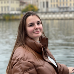 Manon profile