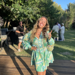 Léa profile