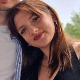 Mia profile