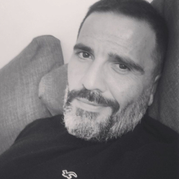 Victor manuel profile