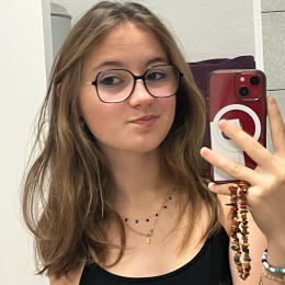 Lucie profile