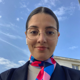 Daphné profile