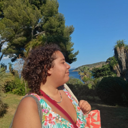 Laura profile
