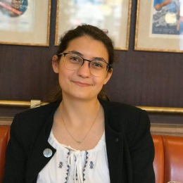 Laurette profile