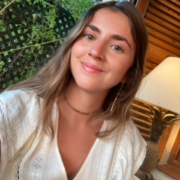 Andrea profile