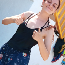 Laura profile