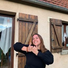 Margaux profile