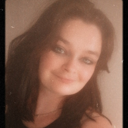 Laura profile