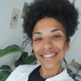 Laetitia profile