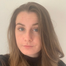 Léa profile
