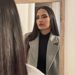 María profile