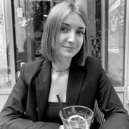 Eléna profile