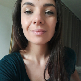 Laura profile