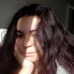 Lyna profile