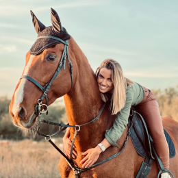 Coralie profile