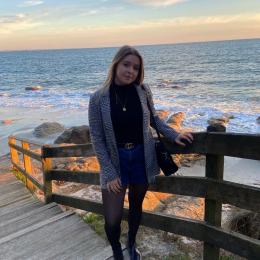 Laura profile