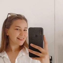 Lou-anne profile