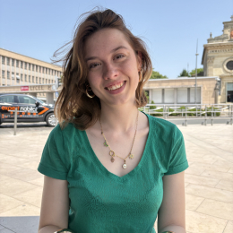 Claudia profile