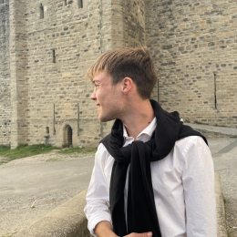 Hadrien profile