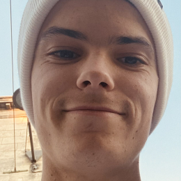 Tom profile