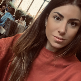 Giulia profile