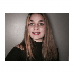 Léa profile
