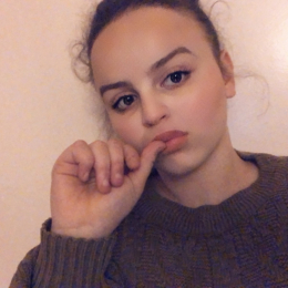 Amira profile