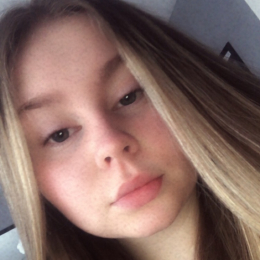Chloé profile