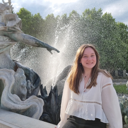 Liliane profile