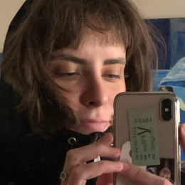 Hélène profile