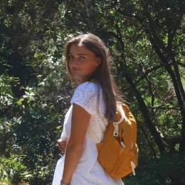 Laura profile