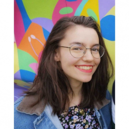 Léane profile