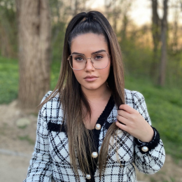 Laura profile