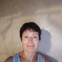 Veronique profile