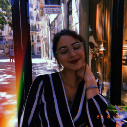 Maé profile