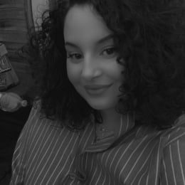 Laurine profile