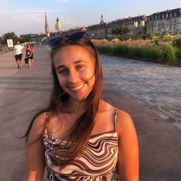 Adèle profile