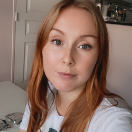Laura profile