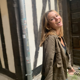 Agathe profile