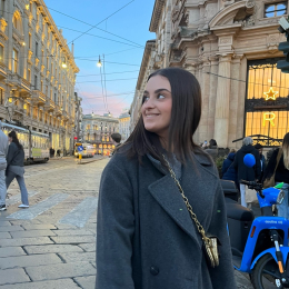 Laura profile
