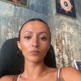 Anais profile