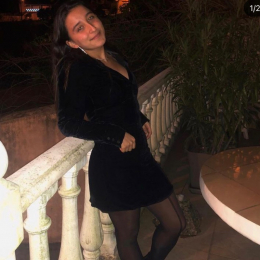 Larissa profile