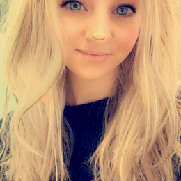 Karolina profile