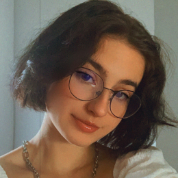 Manon profile
