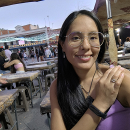 Daniela profile